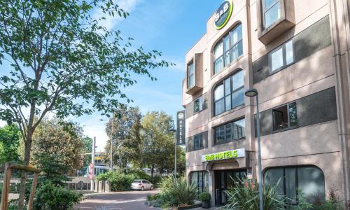 B&B HOTEL Rouen Centre Rive Gauche - photo 1